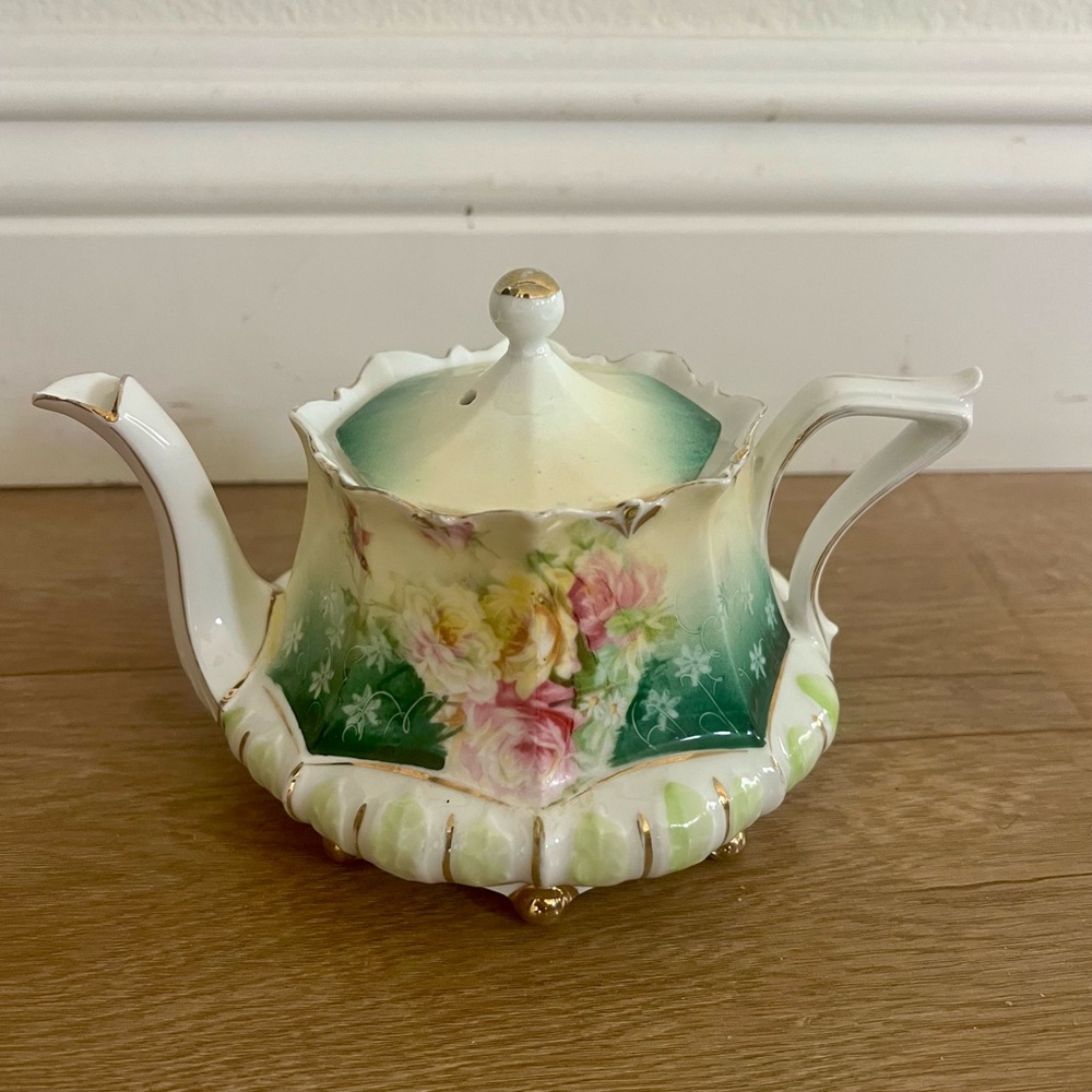 Antique RS Prussia Teapot Floral Rose Porcelain Green Wreath Mark c. 1870-1918‎